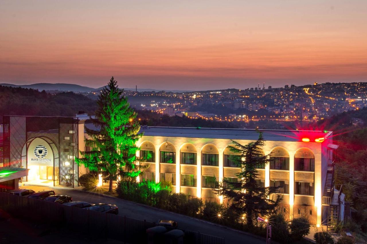 Park Hotel Raya Garden - Free Parking Veliko Tárnovo Exterior foto